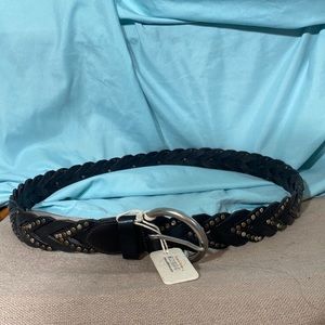 Genuine leather belt 34 inches NWT